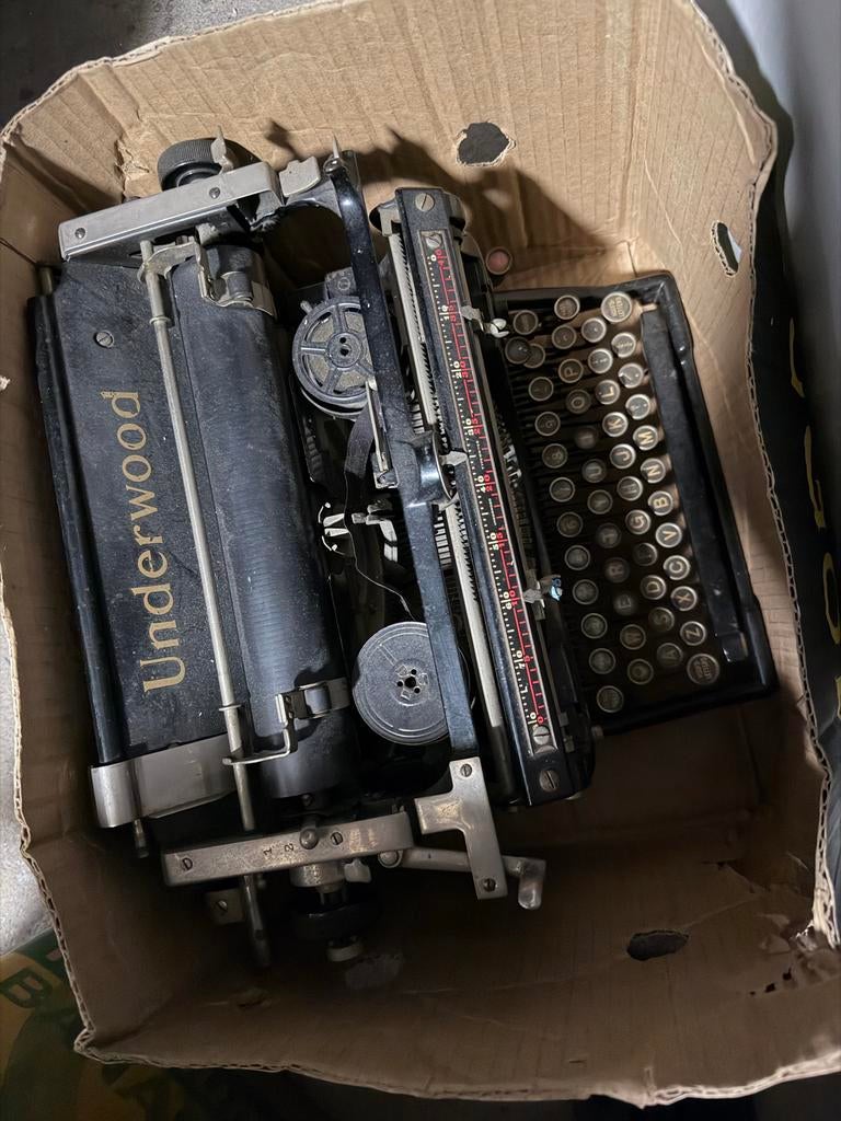 Klassieke Underwood typmachine, Diversen, Typemachines, Ophalen