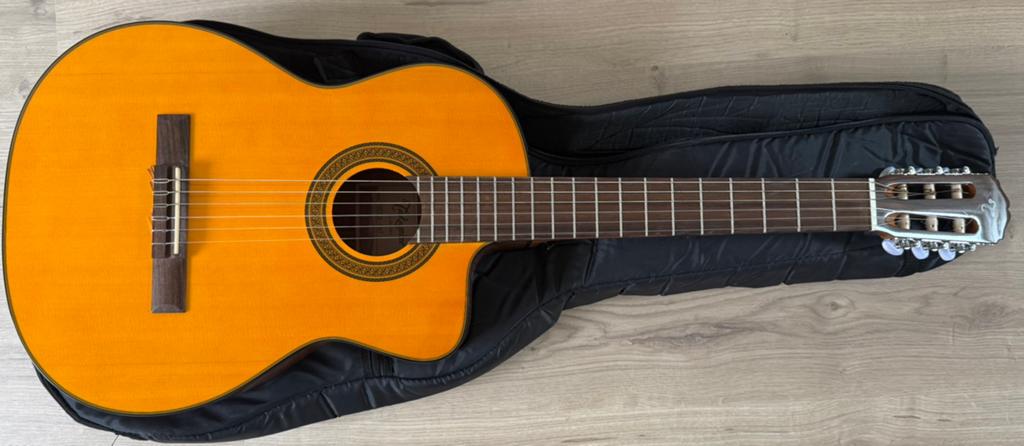 Takamine GC3CE-NAT, Ophalen, Zo goed als nieuw, Klassieke of Spaanse gitaar