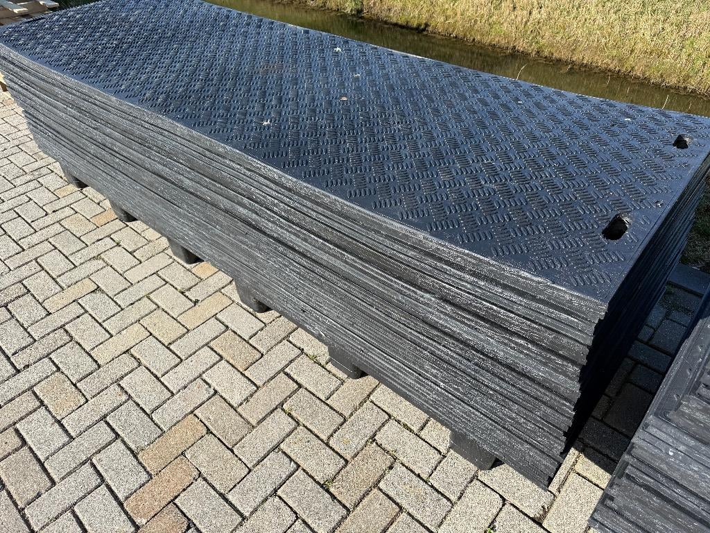 Kunststof rijplaten 300x100x2 nieuw grote voorraad, Doe-het-zelf en Verbouw, Overige Doe-het-zelf en Verbouw, Ophalen of Verzenden