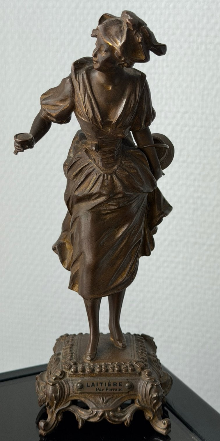 Laittiere Par Ferrand  melkmeisje, Antiek en Kunst, Ophalen of Verzenden, Brons