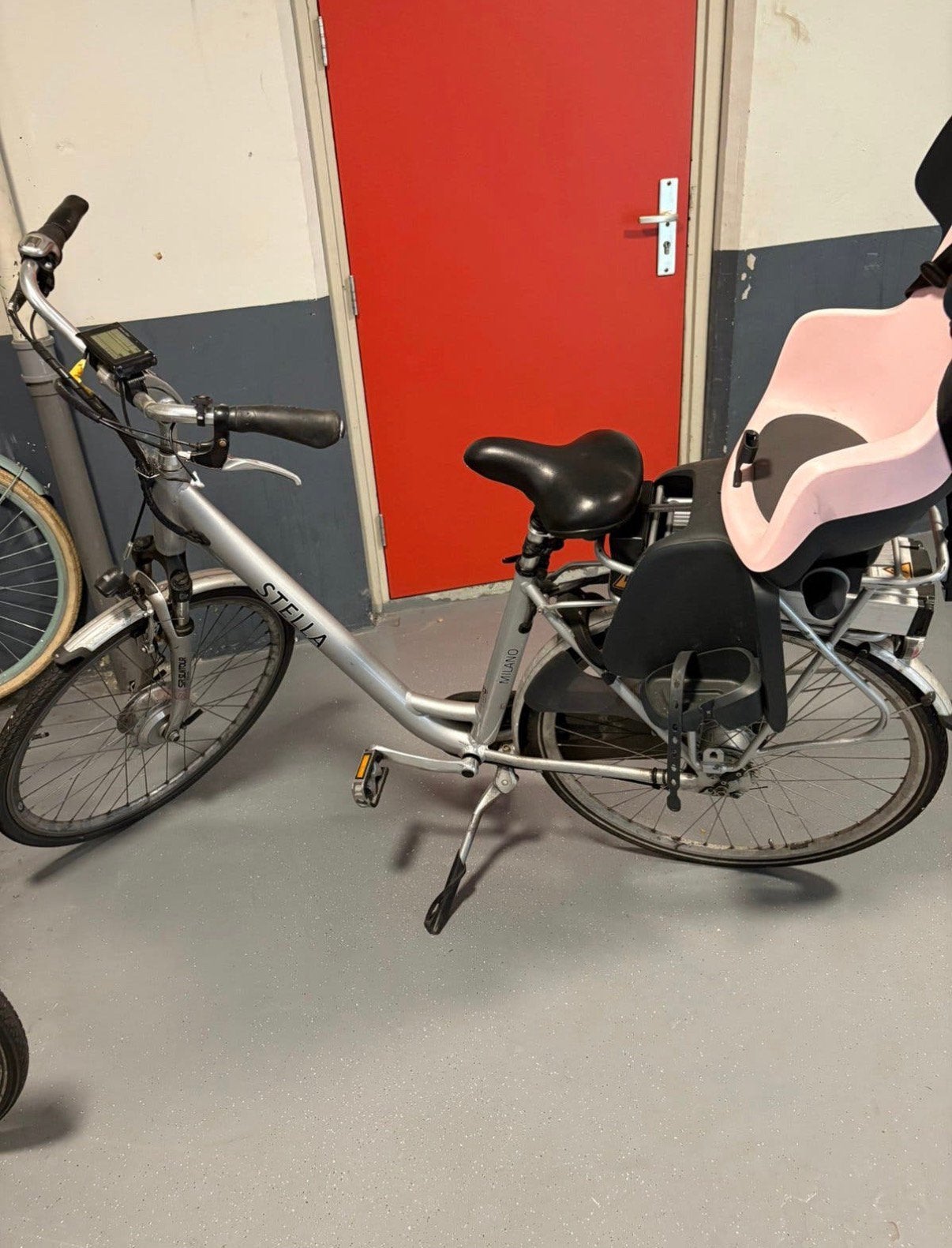Elektrische fiets Stella Milano Damesfiets, Fietsen en Brommers, Fietsen | Driewielfietsen, Ophalen, Gebruikt