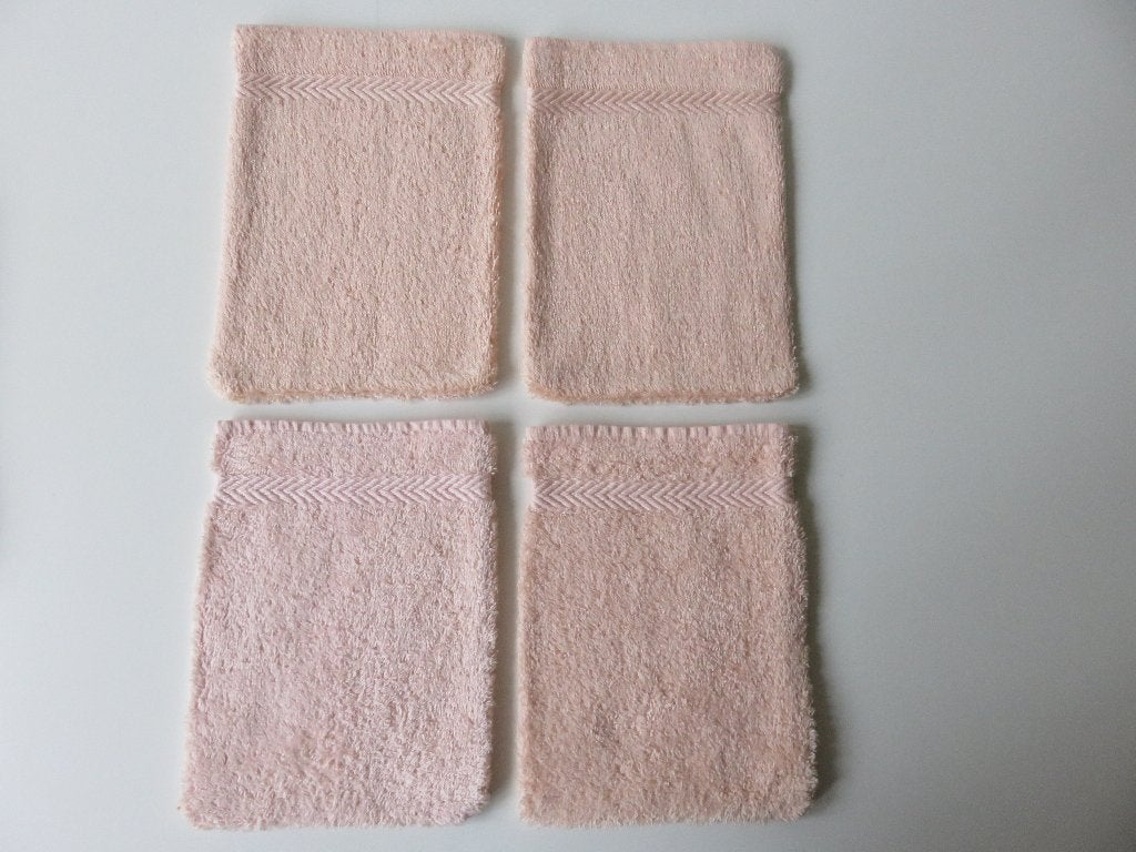 4 lichtroze katoenen washandjes, Ophalen of Verzenden, Zo goed als nieuw, Roze, Overige typen