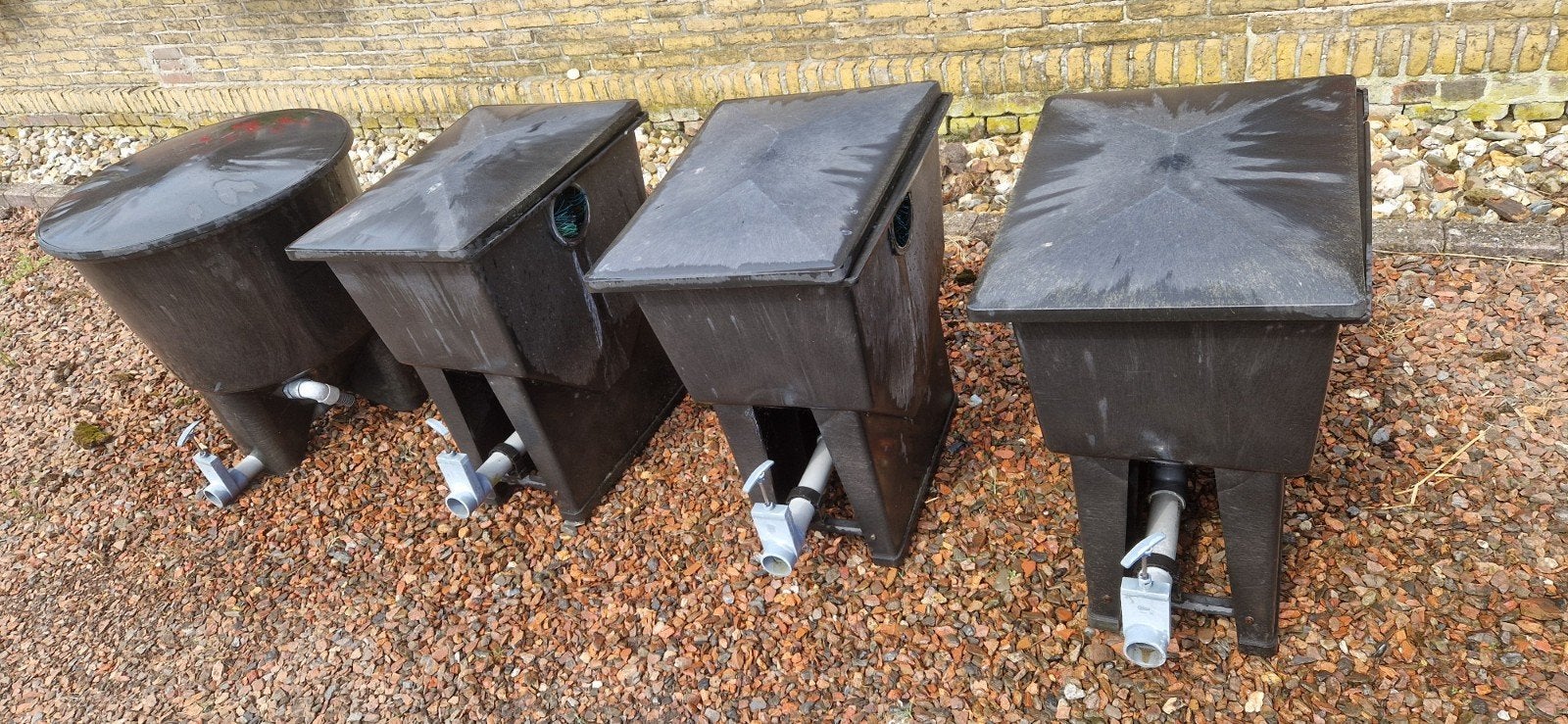 Vijverfilters (4 stuks) - Compleet met filtermedia, Tuin en Terras, Vijvers, Ophalen, Gebruikt