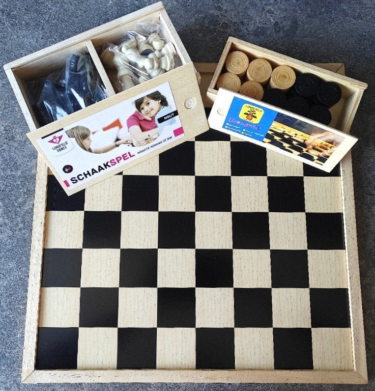 Houten Schaakbord + Schaakstukken + Damstenen., Hobby en Vrije tijd, Een of twee spelers, Ophalen of Verzenden, Zo goed als nieuw