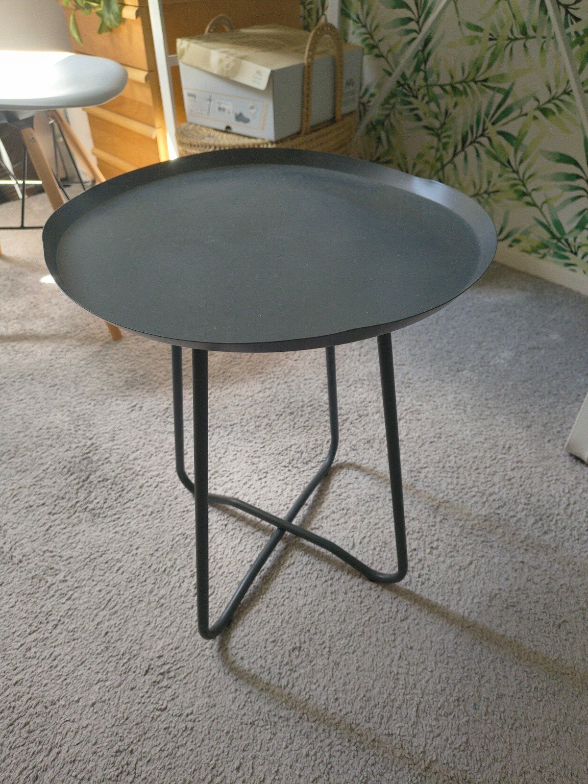 Ronde metalen tafeltje, Huis en Inrichting, Tafels | Bijzettafels, Minder dan 55 cm, Metaal of Aluminium, Rond, Ophalen
