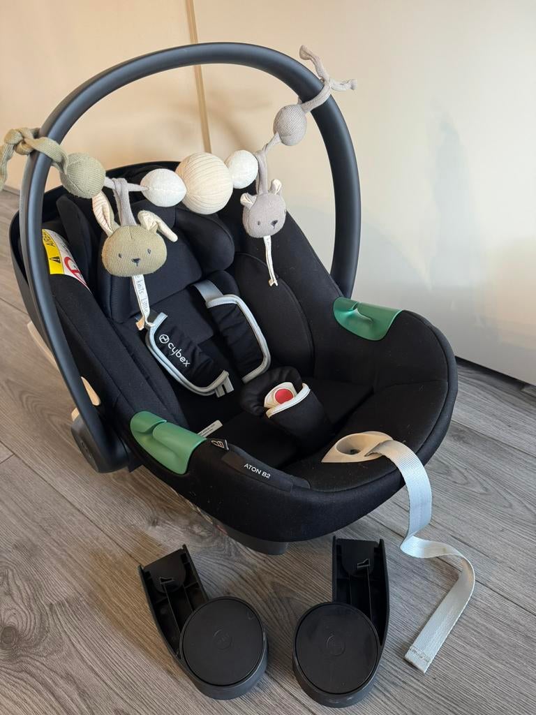 Cybex Aton B2 met isofix base, Zo goed als nieuw, Isofix, 0 t/m 13 kg, Ophalen