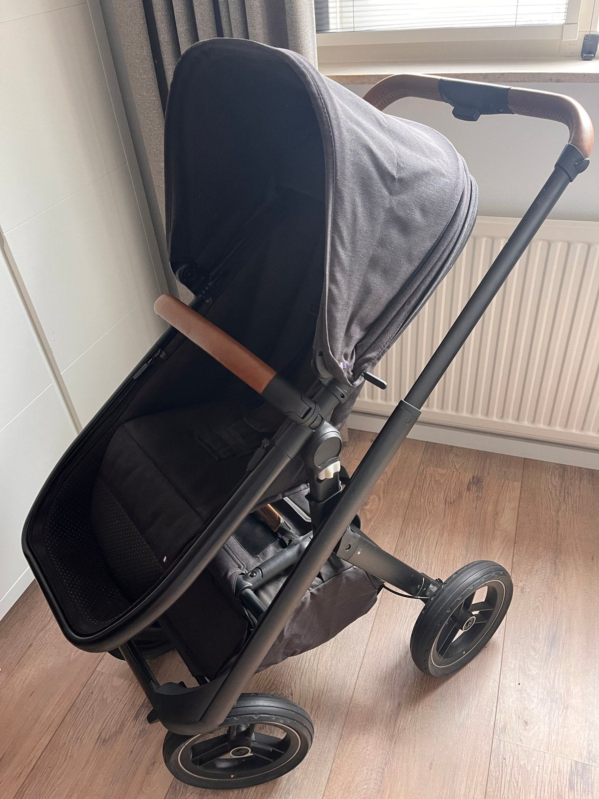 Dubatti One kinderwagen met reiswieg en adapters, Gebruikt, Verstelbare duwstang, Combiwagen, Ophalen