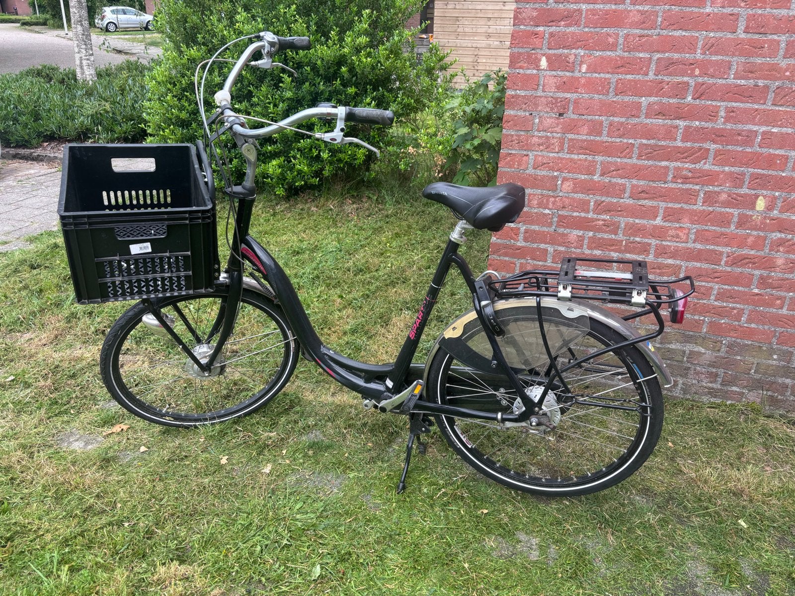 Gebruikte moederfiets met Krat en Optioneel Achterzitje, Ophalen, Sparta, Mandje, Schijfrem
