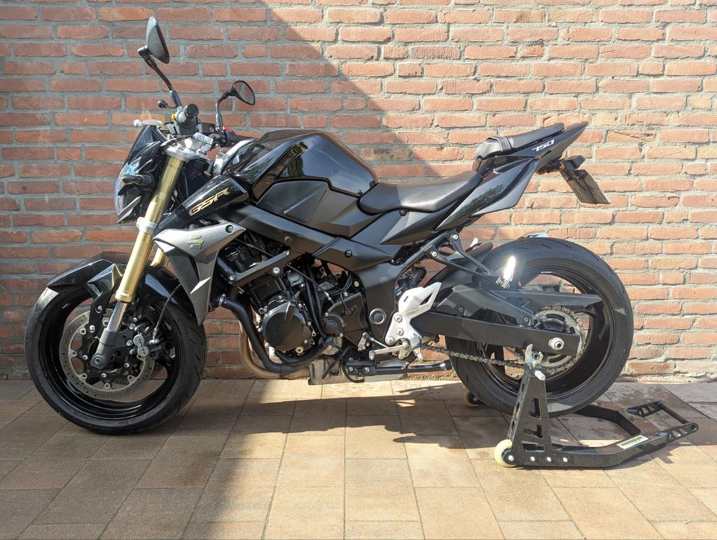 Suzuki GSR750 2011 GSR 750, Sportuitlaat, 4 cilinders, Motorrijbewijs A, Gebruikt
