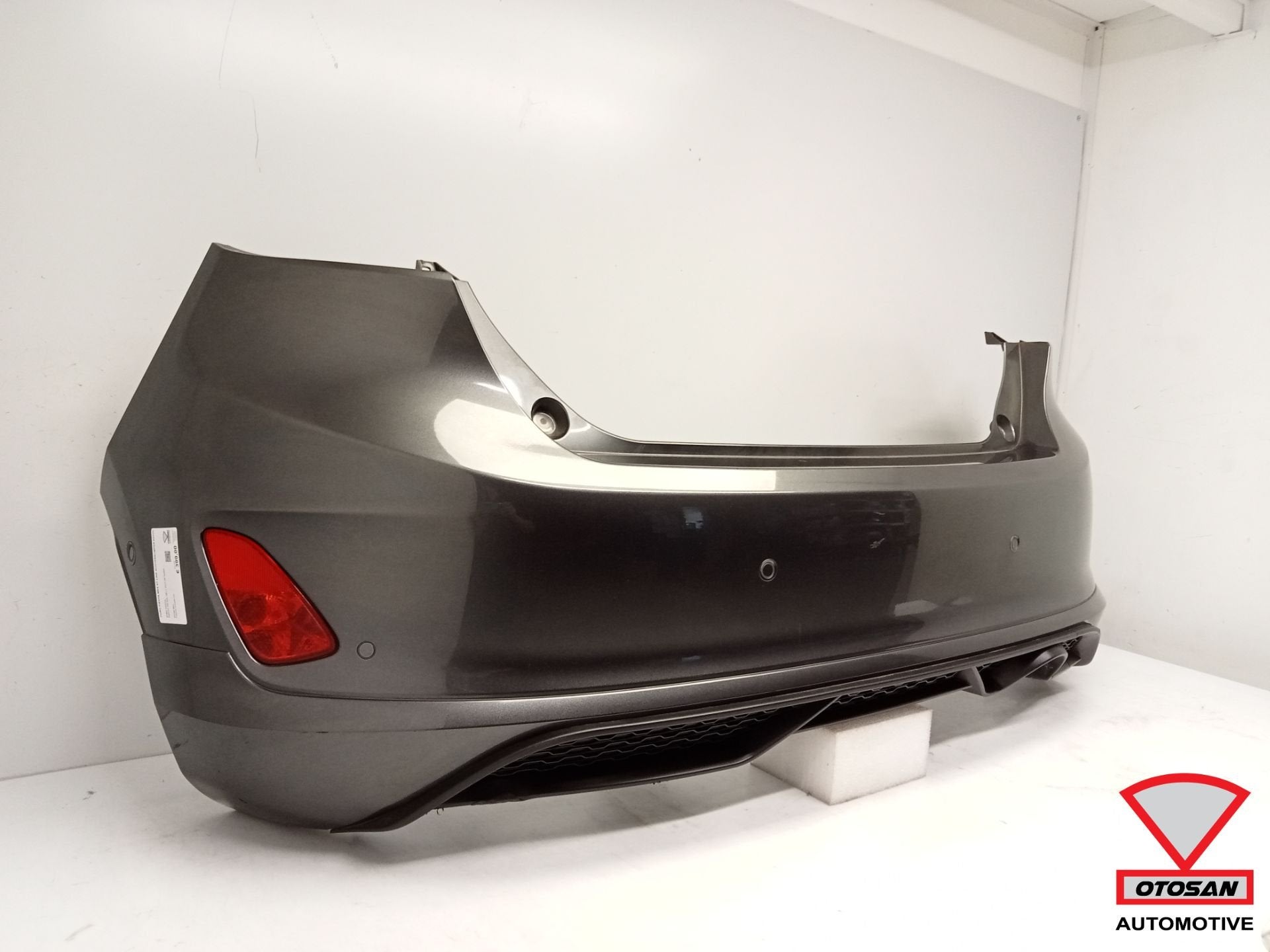 Ford Fiesta MK8 ST-Line Achterbumper Compleet 6xPDC Magnetic, Auto-onderdelen, Carrosserie en Plaatwerk, Gebruikt, Info@ford.com