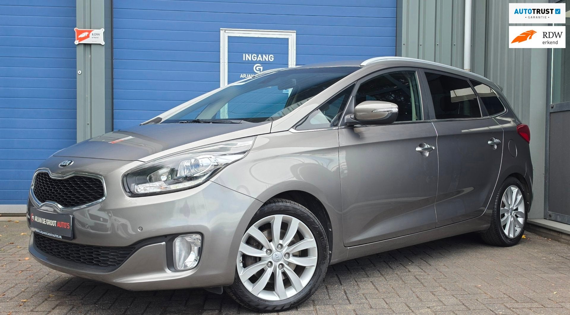Kia Carens 1.6 GDi 135PK Navi Camera 7 Persoons Trekhaak Cli, Auto's, Voorwielaandrijving, Gebruikt, 1591 cc, 4 cilinders
