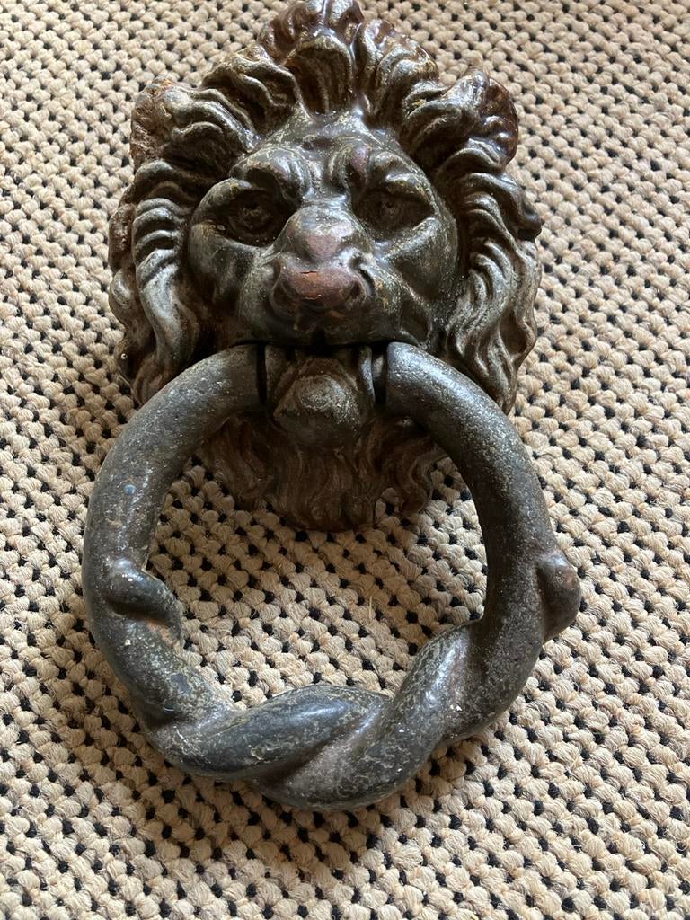Antieke leeuwenkop deurklopper - Ornament, Ophalen of Verzenden