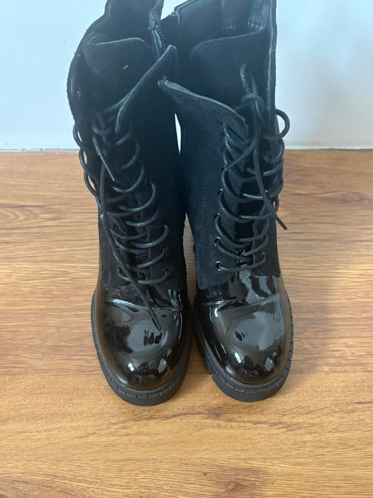 Stoere zwarte boots, Verzenden, Tweedehands, Laarzen