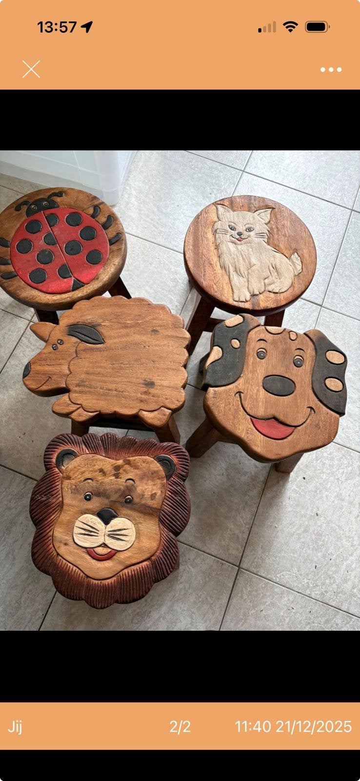 Leuke teak houten kinderkrukjes, Kinderen en Baby's, Kinderkamer | Tafels en Stoelen, Ophalen, Stoel(en)