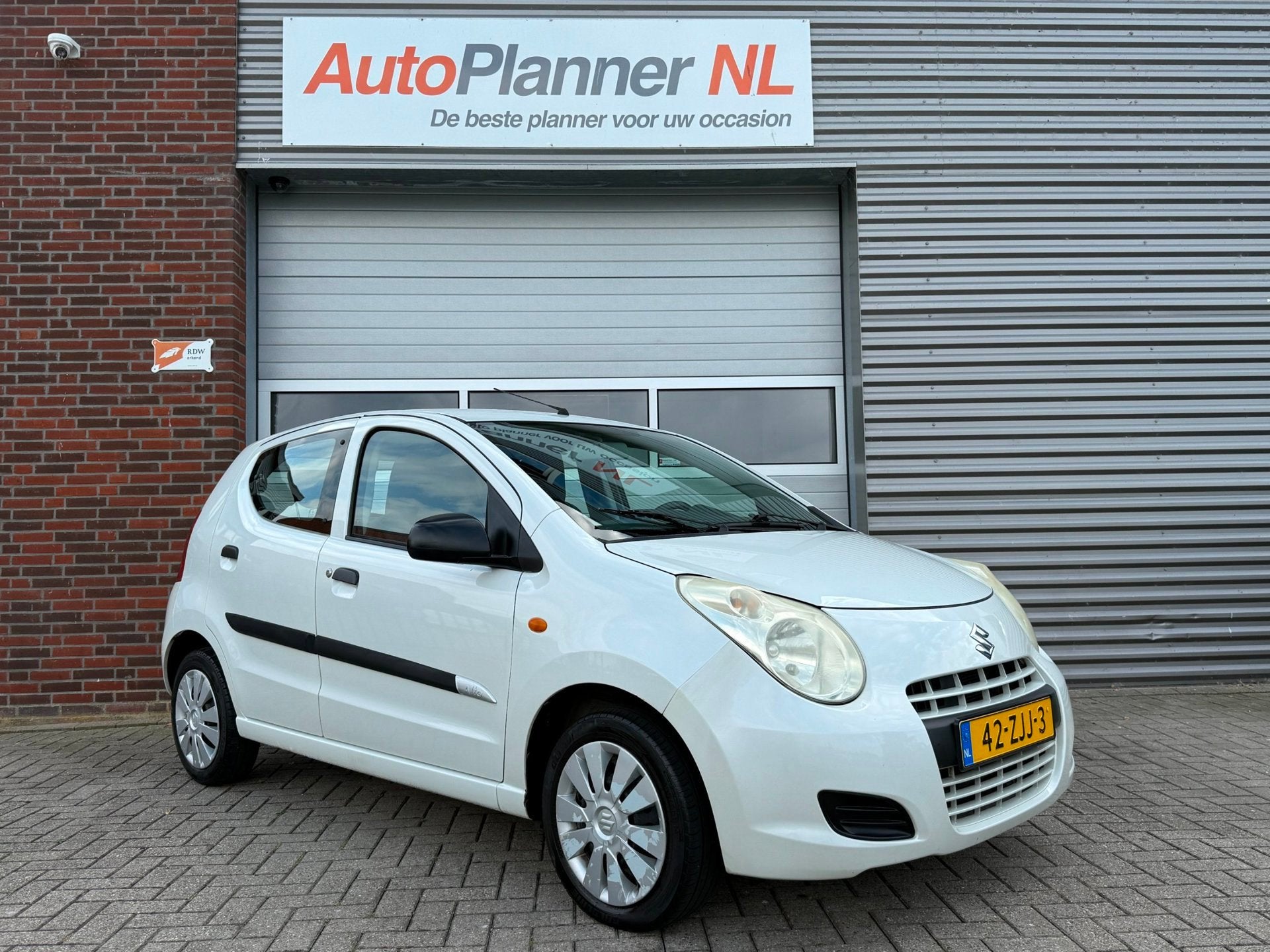 Suzuki Alto 1.0 Comfort VVT! 5-Deurs! Airco! Nwe APK!, Voorwielaandrijving, Euro 5, Stof, Gebruikt