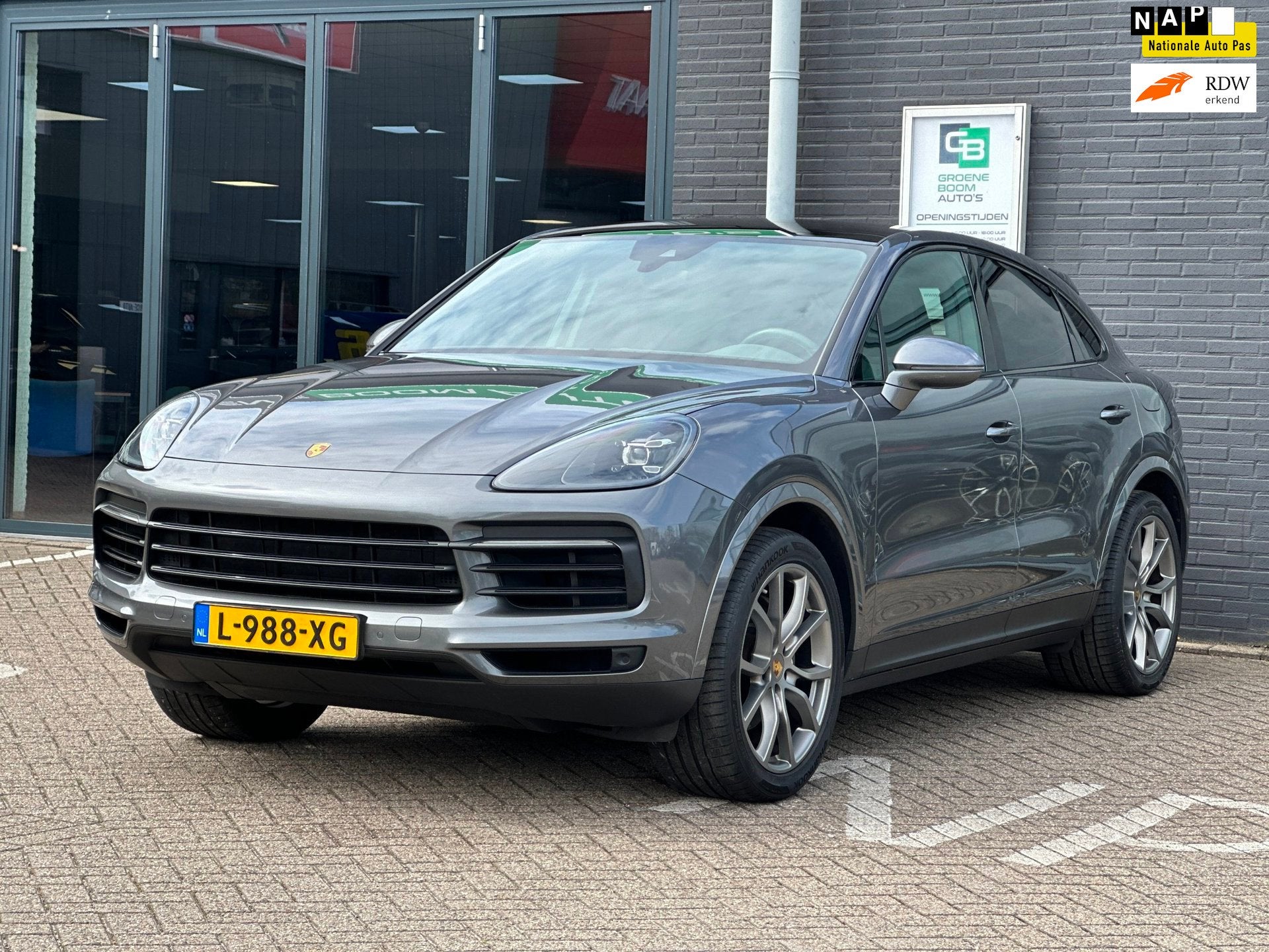 Porsche Cayenne Coupé 3.0 E-Hybrid/PANO-DAK/LEDER/CAMERA/NL, Automaat, Cayenne, 14 kWh, Gebruikt
