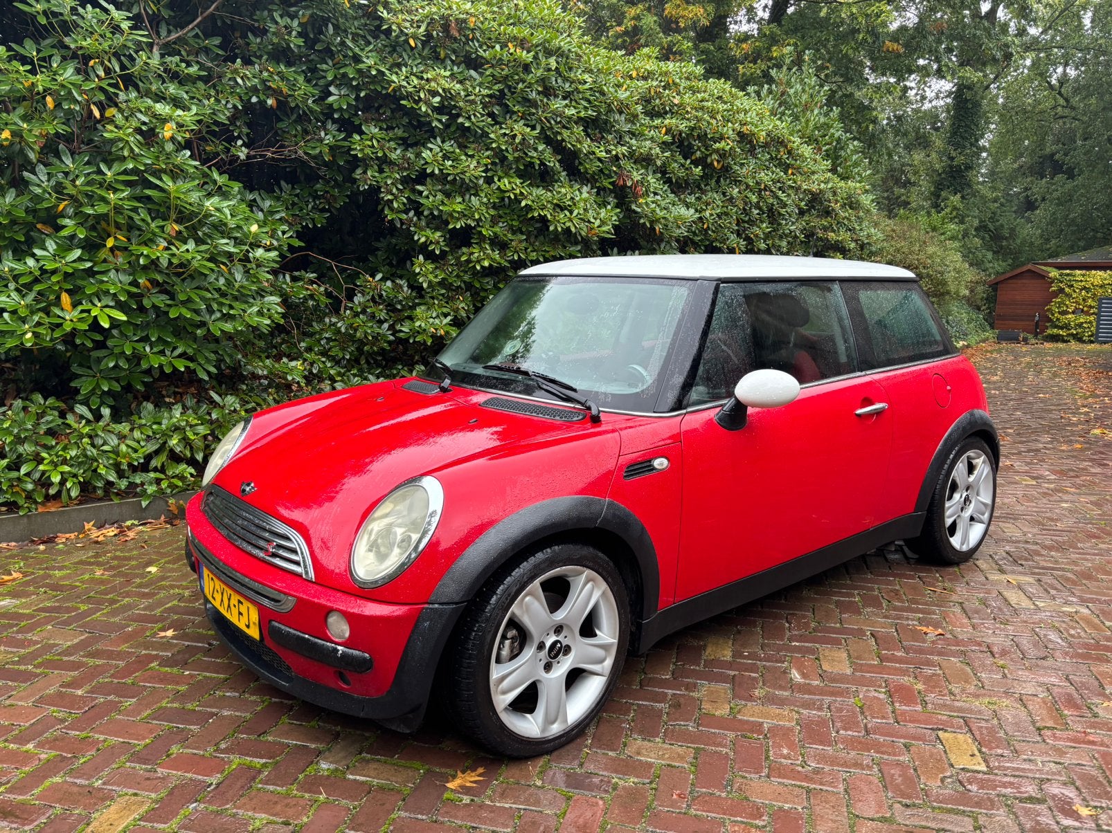 Mini 1.6 16V Cooper 2001 Rood, Voorwielaandrijving, 1025 kg, 15 km/l, 4 cilinders