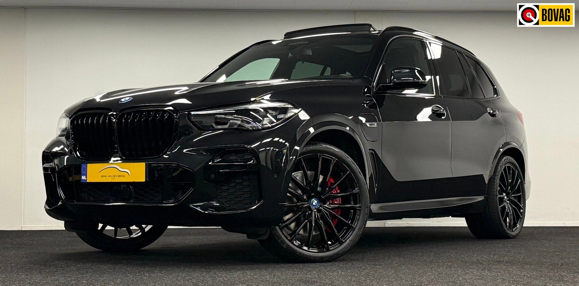 BMW X5 xDrive45e*M-Sport*Panodak*H&K*M-Seat*Luchtvering*Mass, Gebruikt, 394 pk, Zwart, Vierwielaandrijving