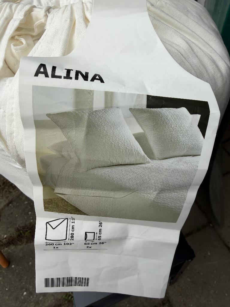 Mooi wit modern sprei met twee kussens, Ophalen, Wit, Overige typen, Tweepersoons