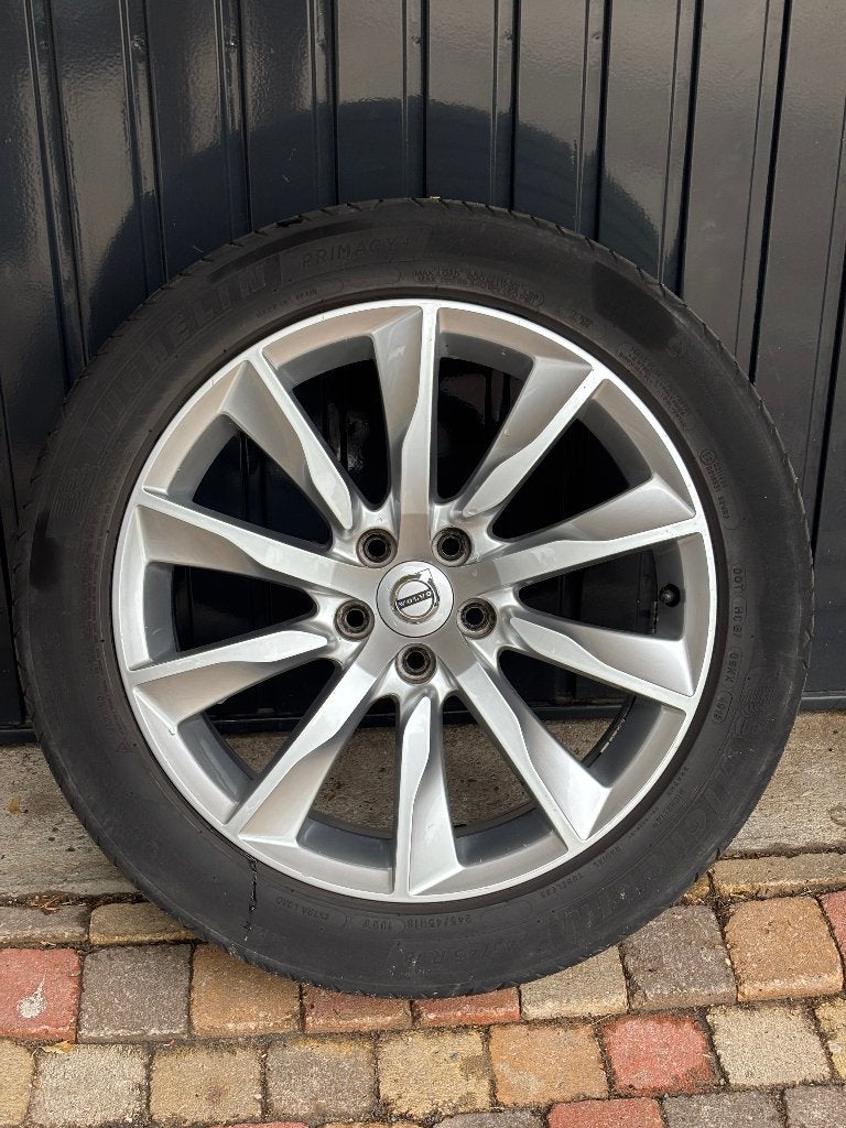 Originele 18" Volvo V90 S90 V60 Velgen Incl Michelin Banden, Auto-onderdelen, Banden en Velgen, Ophalen, 18 inch, Velg(en), Personenwagen