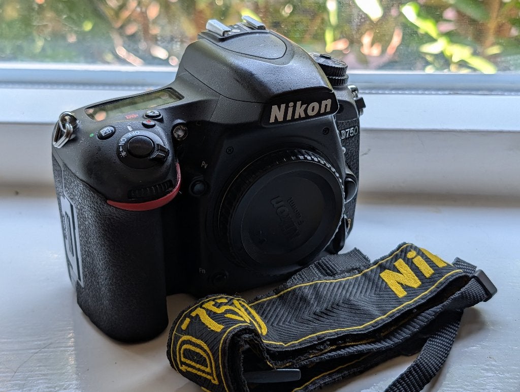 Nikon D750 Body + accessoires, Gebruikt, Spiegelreflex, 12 megapixels, Ophalen of Verzenden