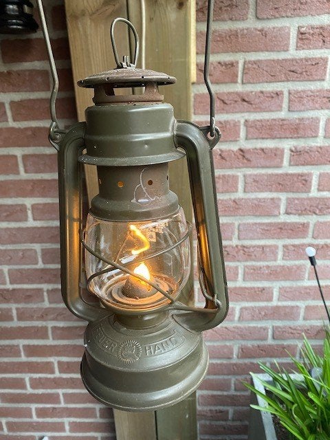 stormlamp feuerhand baby 275 legergroen, Antiek en Kunst, Antiek | Lampen, Ophalen of Verzenden