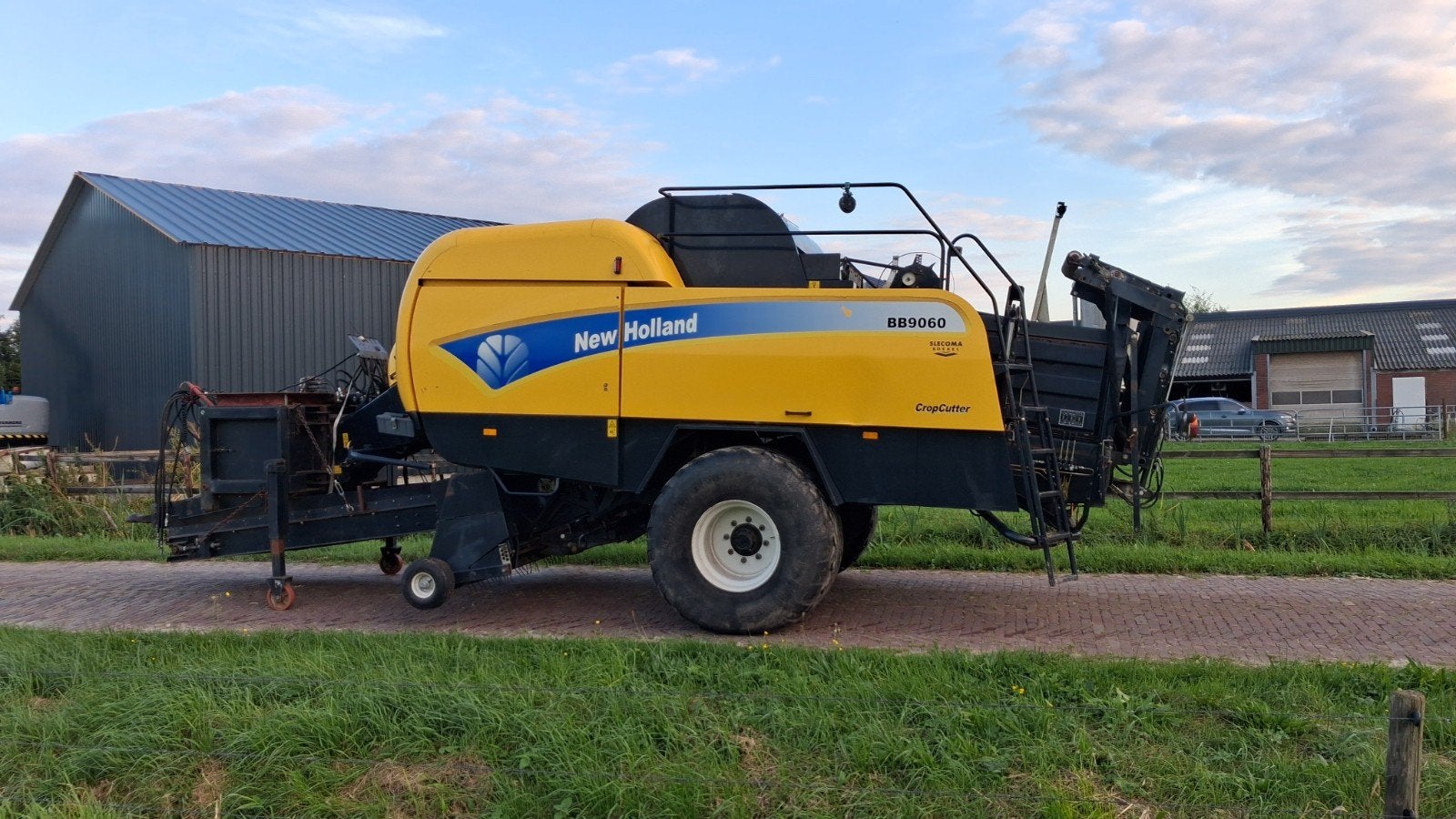 New Holland BB9060 grootpakpers, Ophalen of Verzenden