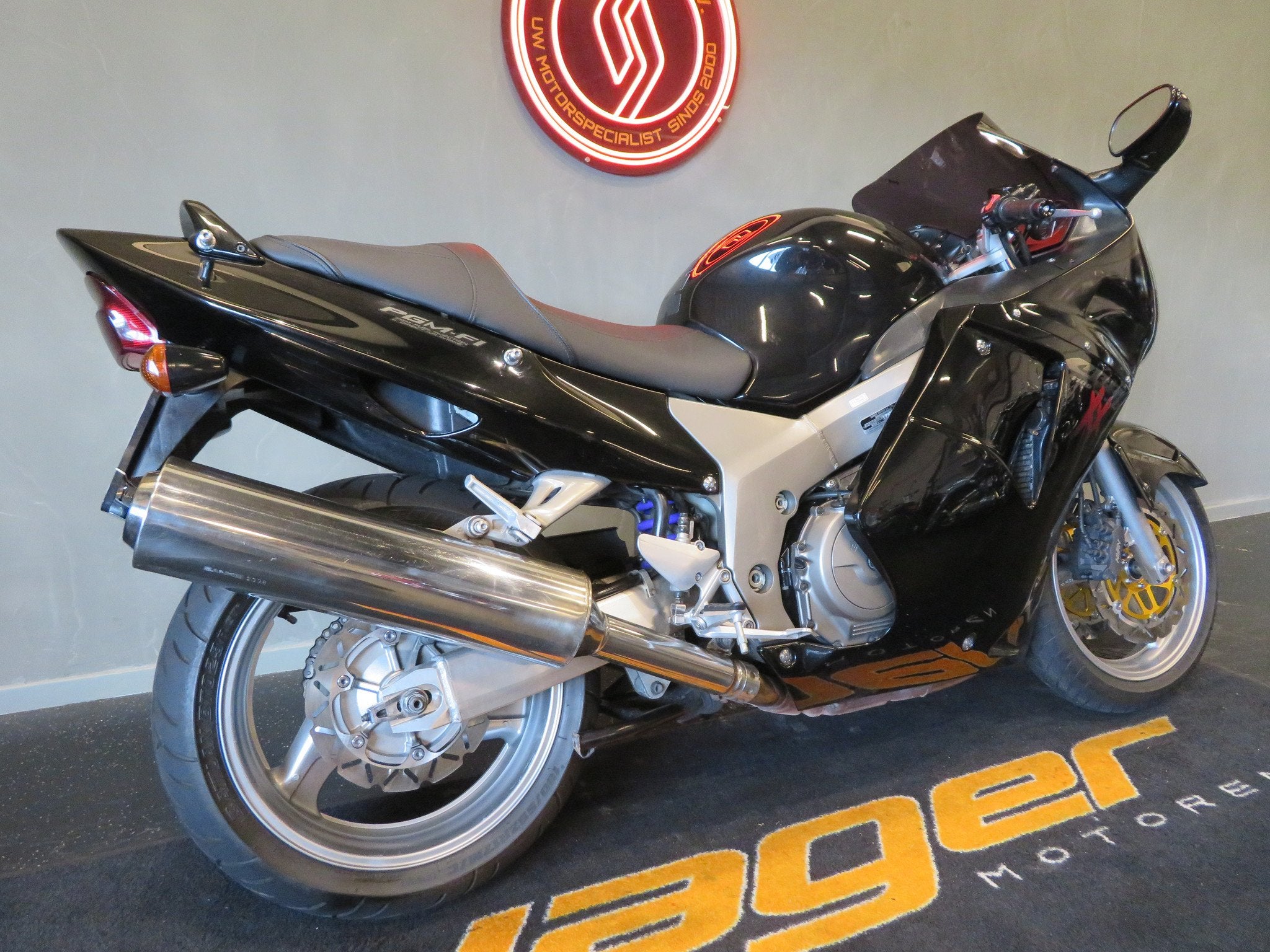 Honda CBR 1100 XX BLACKBIRD GAAF! (bj 2000), Bedrijf, Sport