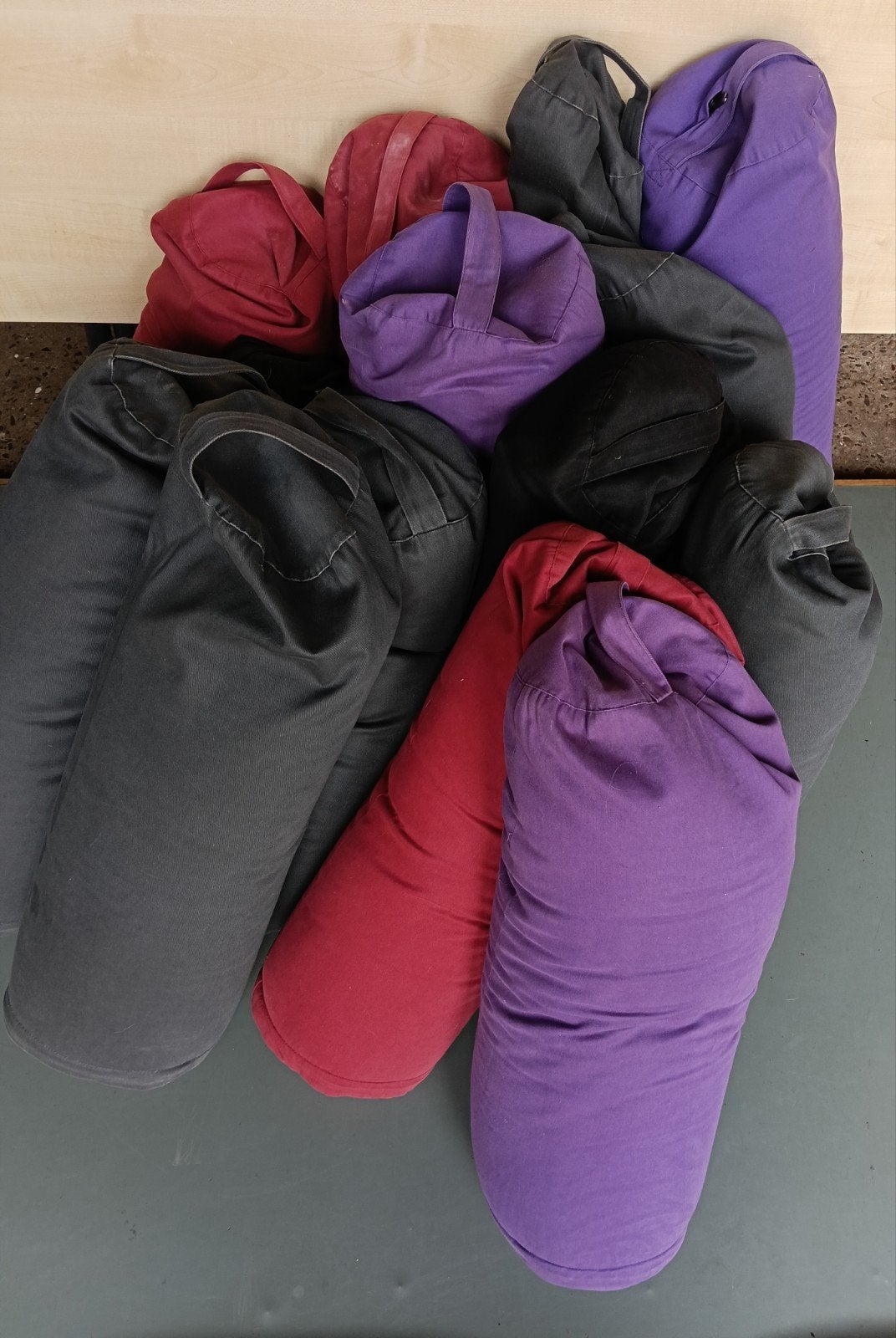 Yoga bolsters 11 stuks, Ophalen, Gebruikt