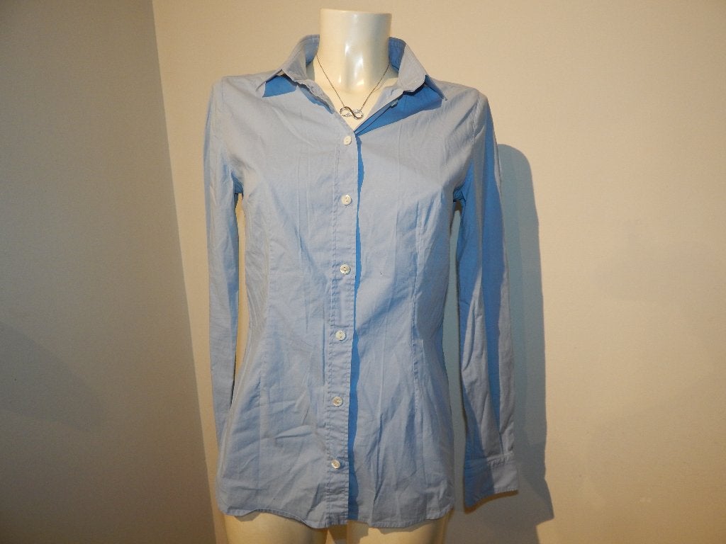Dolce & Gabbana eerstelijns hemel blauwe blouse IT 44