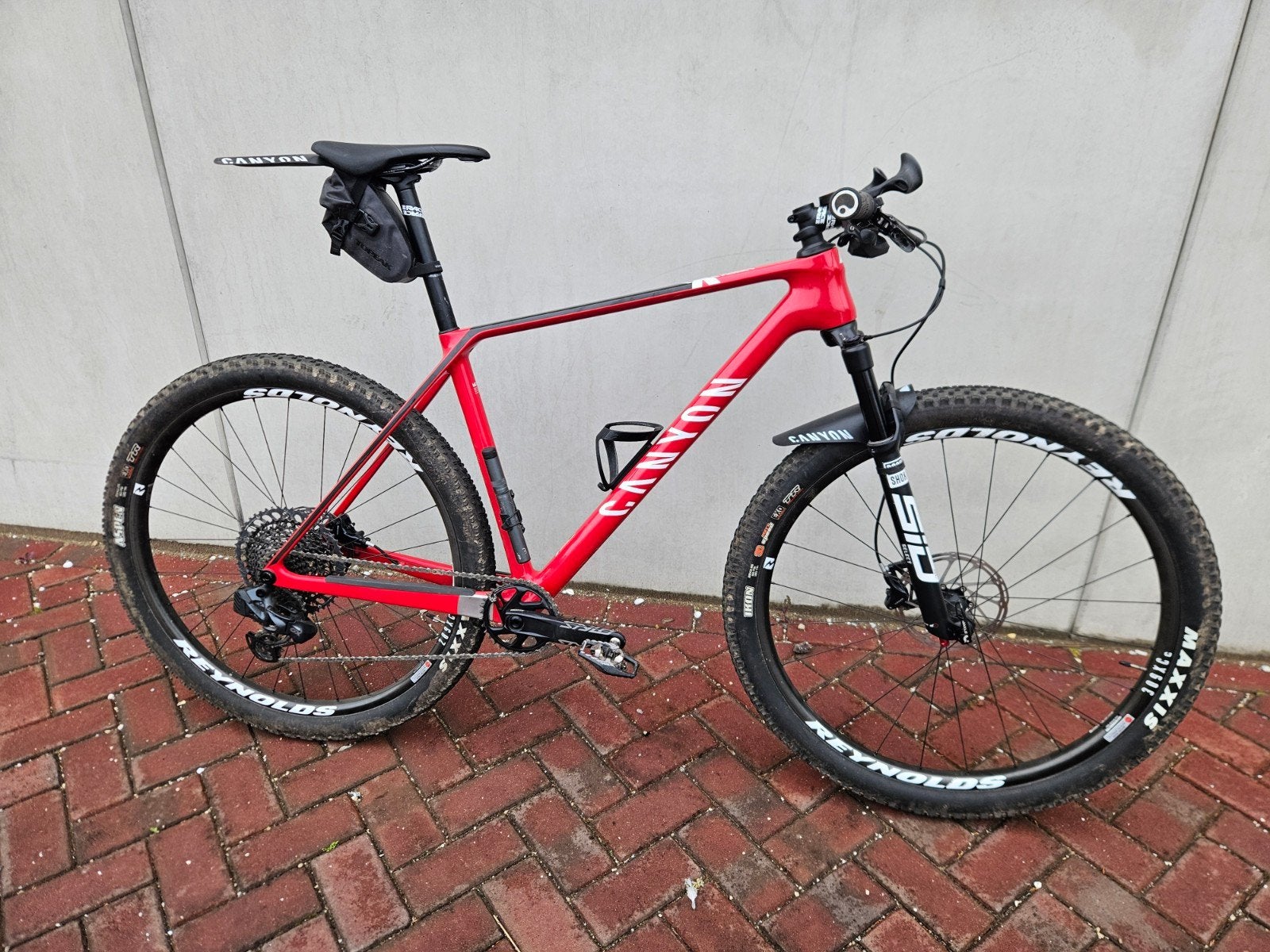 Canyon Exceed mountainbike, Ophalen