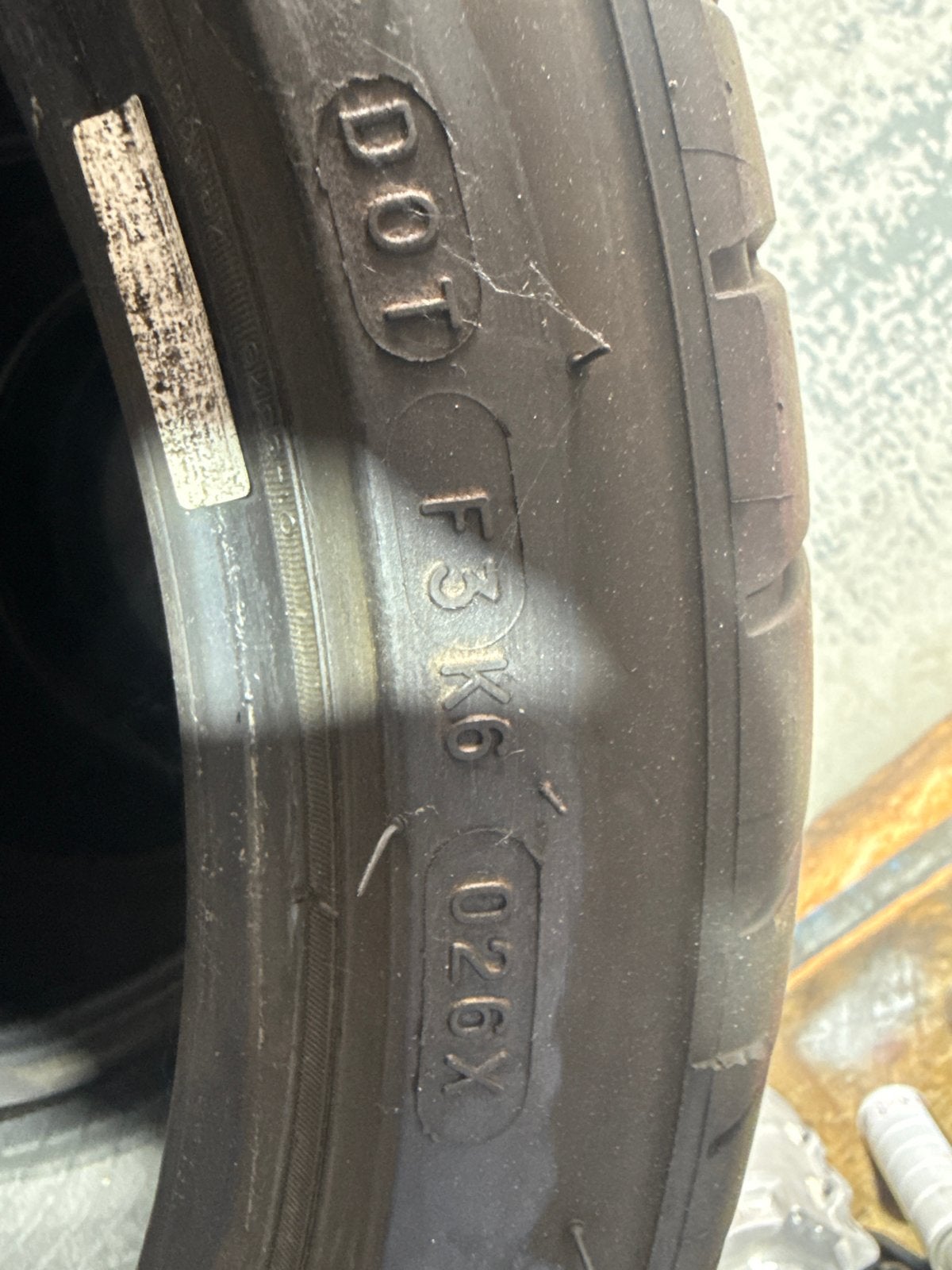 2x Michelin banden 225/40 ZR18 - Verzenden mogelijk, Ophalen, 18 inch, Gebruikt, 255 mm