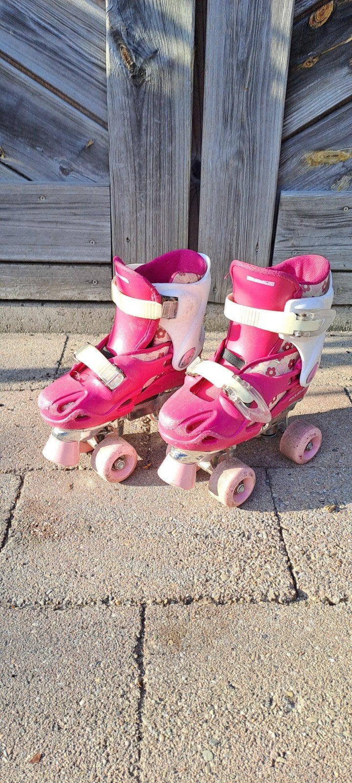 Roze verstelbare rolschaatsen, maat 27-31, Kinderen en Baby's, Speelgoed | Buiten | Rolschaatsen, Ophalen of Verzenden, Verstelbaar
