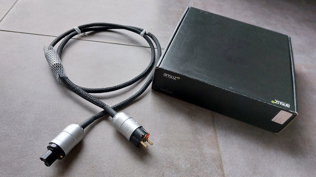 Ansuz eramic powercord 2m, Ophalen of Verzenden, Gebruikt, 2 tot 5 meter, Overige kabels