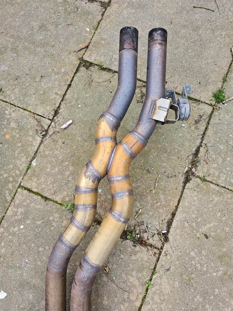 Uitlaat Audi S8+ (straight pipe), Ophalen, Audi