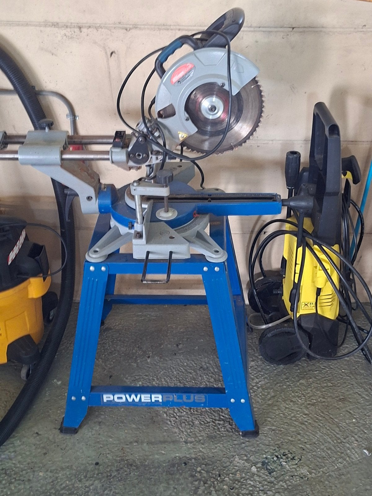 Powerplus Afkortzaag - Krachtige Zaag voor Precisiewerk, Doe-het-zelf en Verbouw, Gereedschap | Zaagmachines, Ophalen, Gebruikt