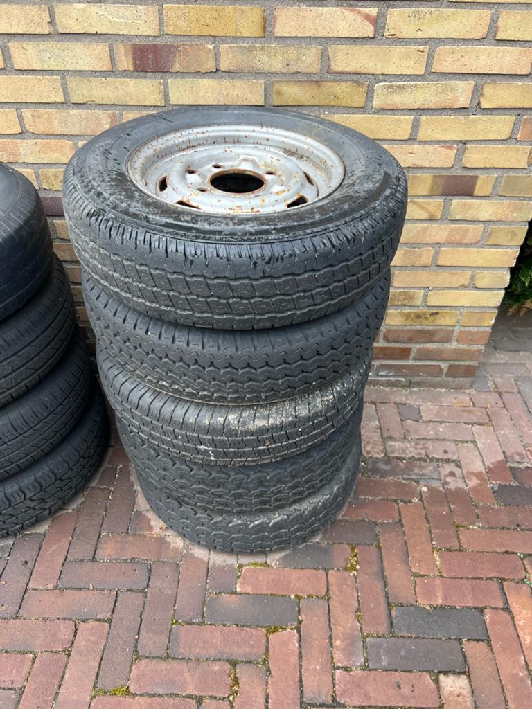 5 x Aanhangwagen banden + velgen Ifor Williams (4 x 139,7), Ophalen