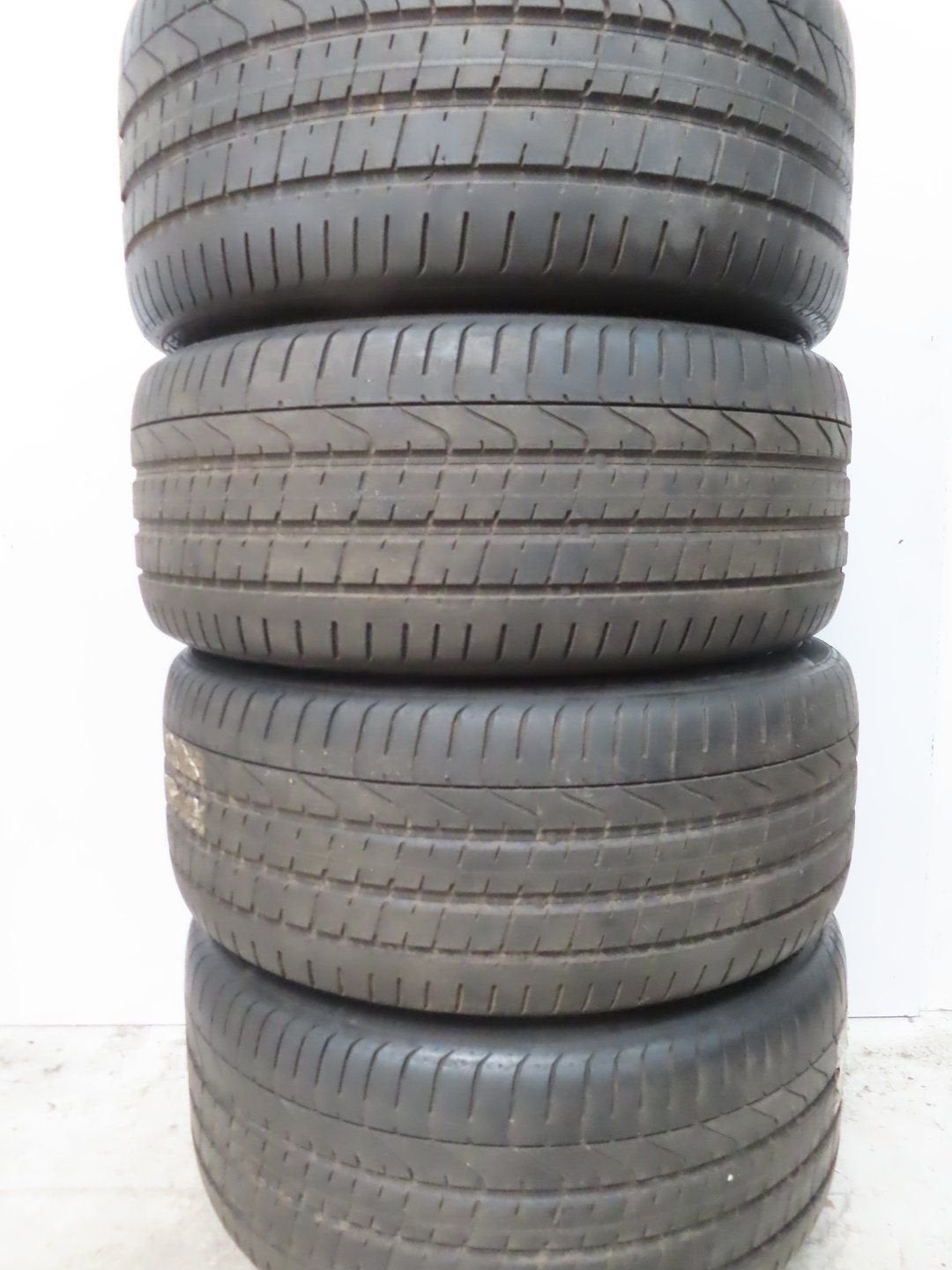 Porsche Cayenne SUV Turbo 22 inch velgen Pirelli zomerbanden, Gebruikt, -, 285 mm, -