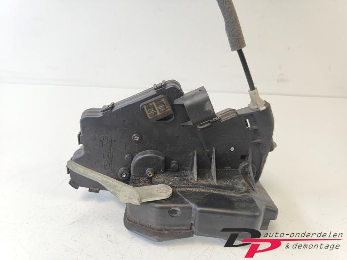 Deurslot Mechaniek 4Deurs rechts-voor van een BMW 3-Serie, Gebruikt, -, -, Ophalen of Verzenden