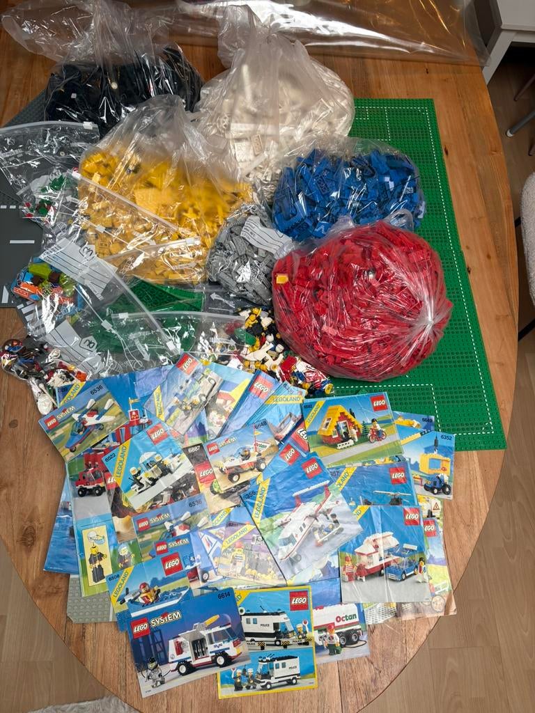 ZGAN meer dan 15 kilo Lego betreft minimaal 77 bouwpakketten, Kinderen en Baby's, Speelgoed | Duplo en Lego, Ophalen of Verzenden