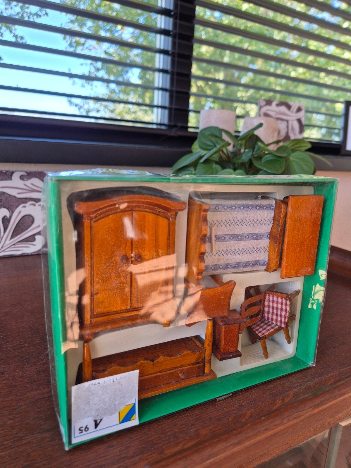 Vintage Poppenhuis Meubels Set - Houten Miniatuur, Ophalen of Verzenden, Zo goed als nieuw