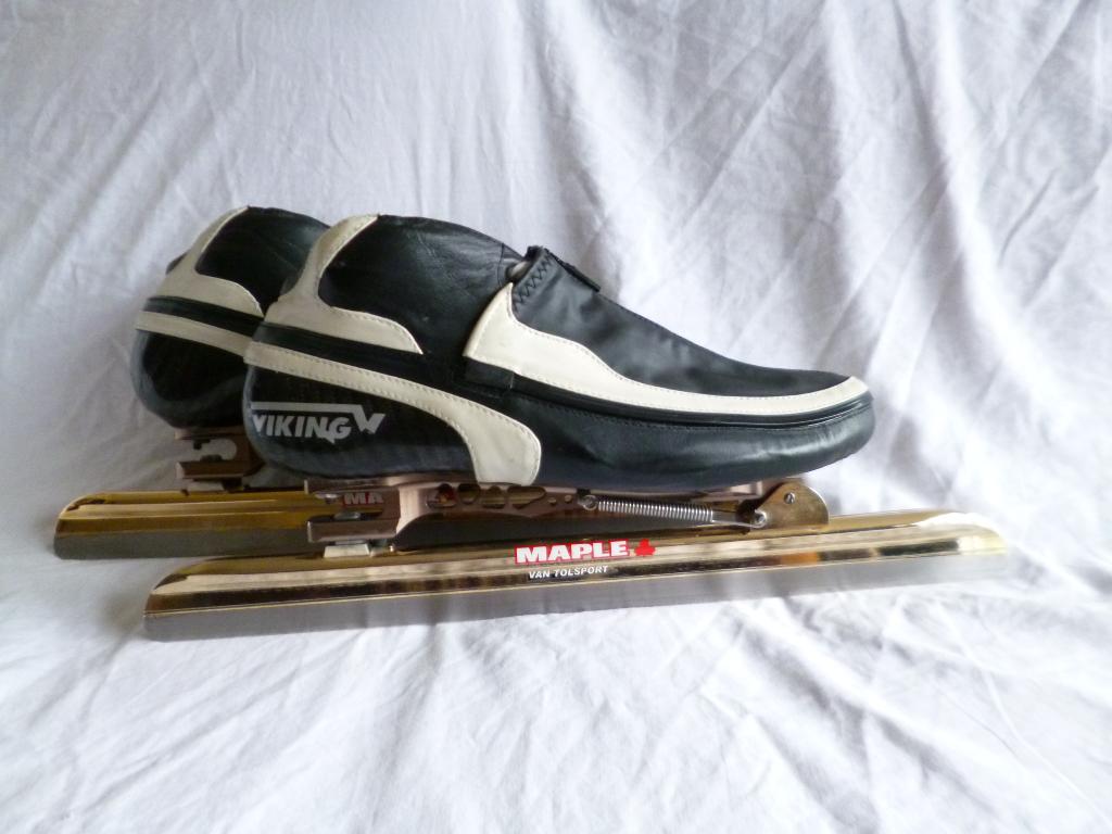 Viking Gold - Maple comet laser T-bone, maat 45., Sport en Fitness, Schaatsen, Ophalen of Verzenden, Zo goed als nieuw, Noren