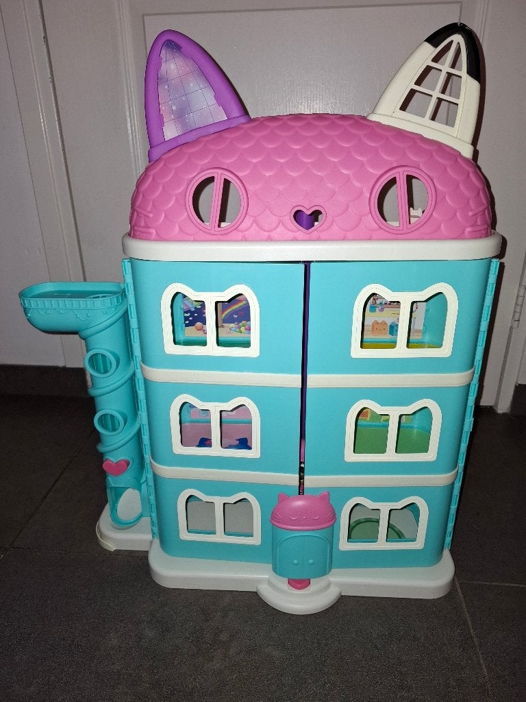 Gabby poppenhuis / Gabby dollhouse, Kinderen en Baby's, Speelgoed | Poppenhuizen, Ophalen, Gebruikt, Poppenhuis