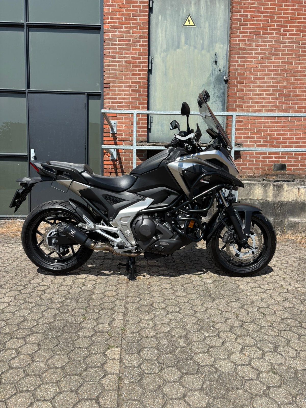 Honda NC750X DTC - nc 750 x - 2021 - recent onderhoud, 750 cc, Handvatverwarming, Toermotor, Automaat