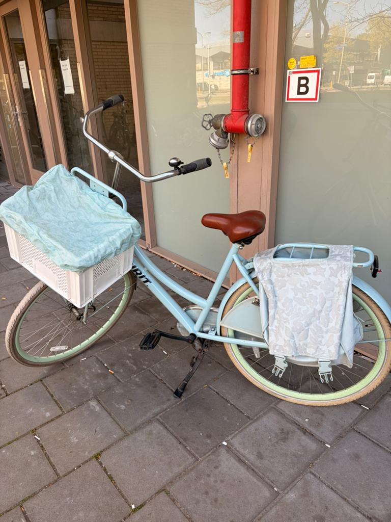 Spirit - 28 inch - Nette staat, Fietsen en Brommers, Ophalen, Terugtraprem, Versnellingen, Zo goed als nieuw