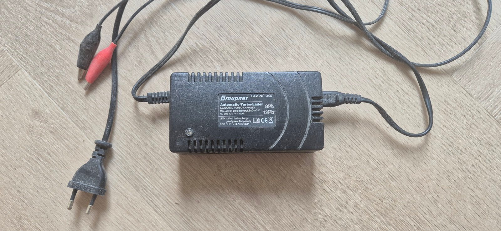 Graupner Automatic Turbo-lader 12V Acculader, Ophalen of Verzenden, Gebruikt, Universele onderdelen
