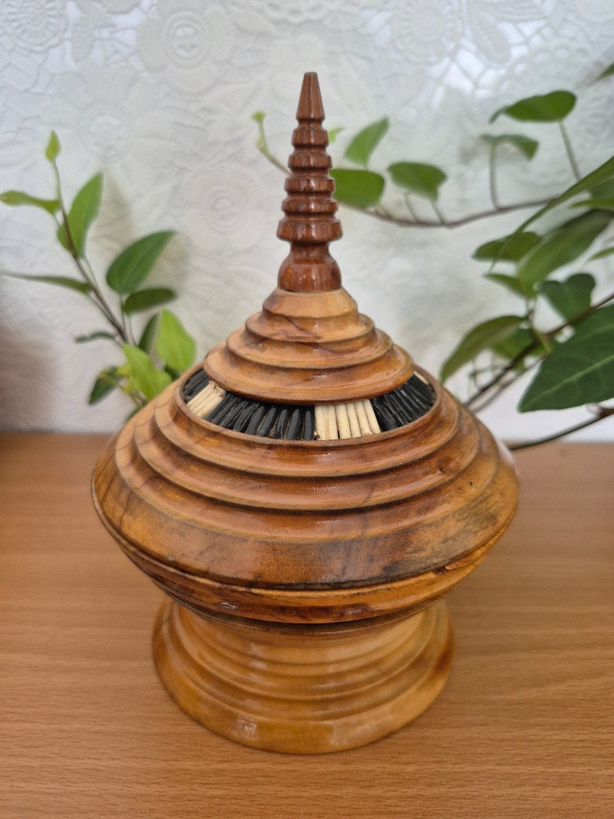 Mooie vintage houten Birmese tabakspot, Ophalen of Verzenden