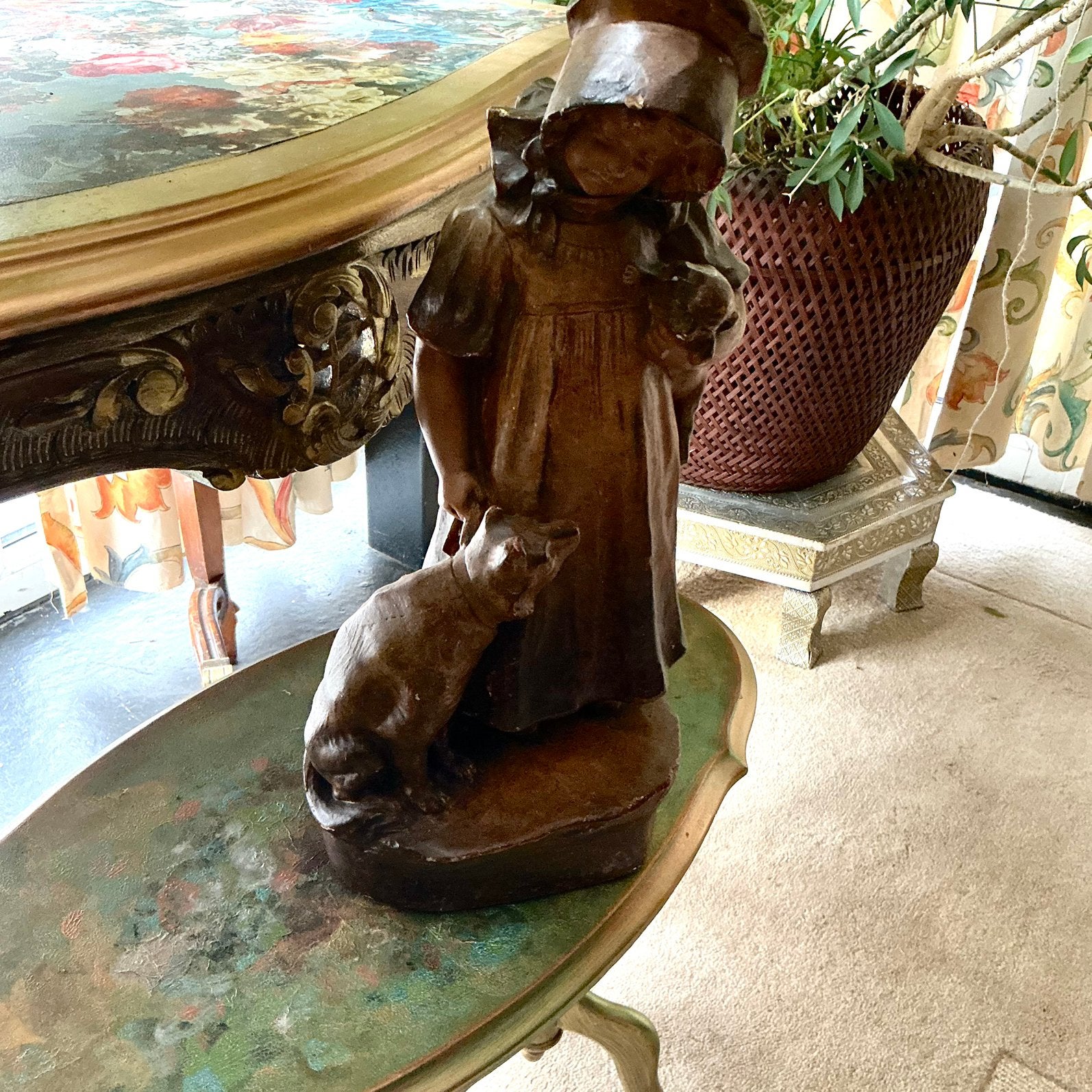 Antiek Art Nouveau Beeld meisje met hondjes, Ophalen