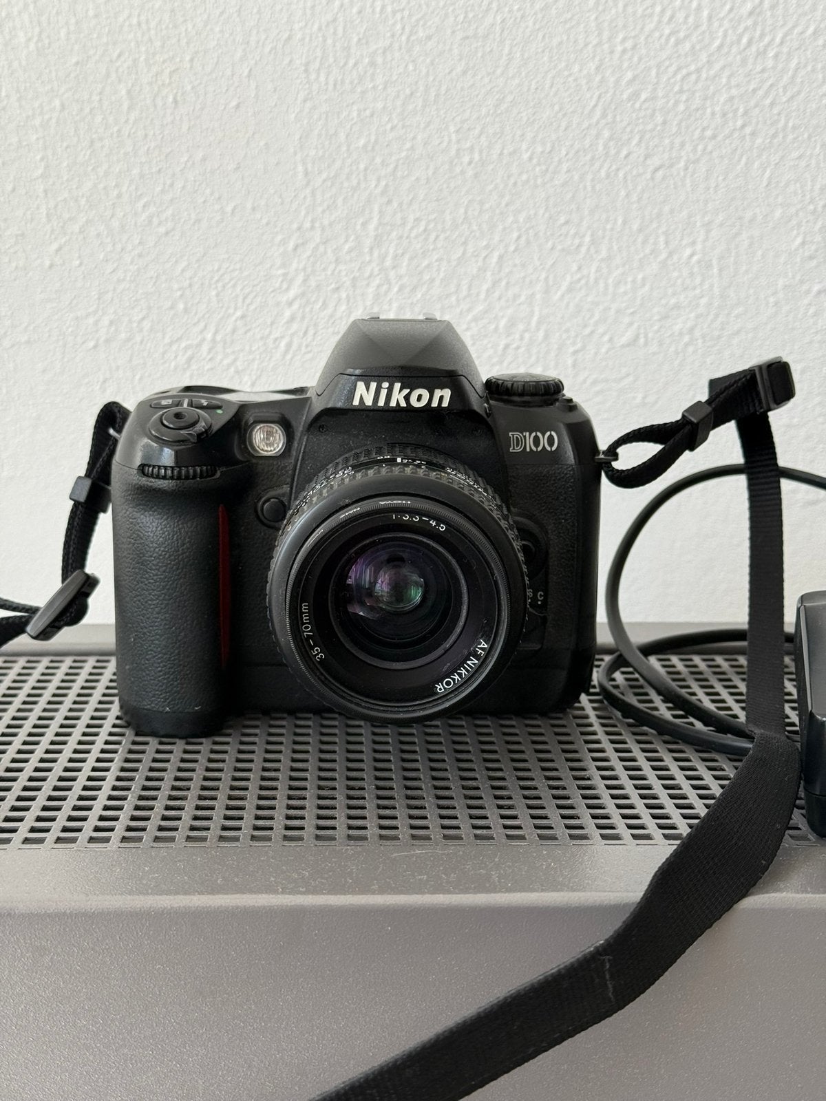 Nikon D100 Spiegelreflexcamera met lens en CF kaart, Gebruikt, Spiegelreflex, Geheugenkaart, Ophalen of Verzenden