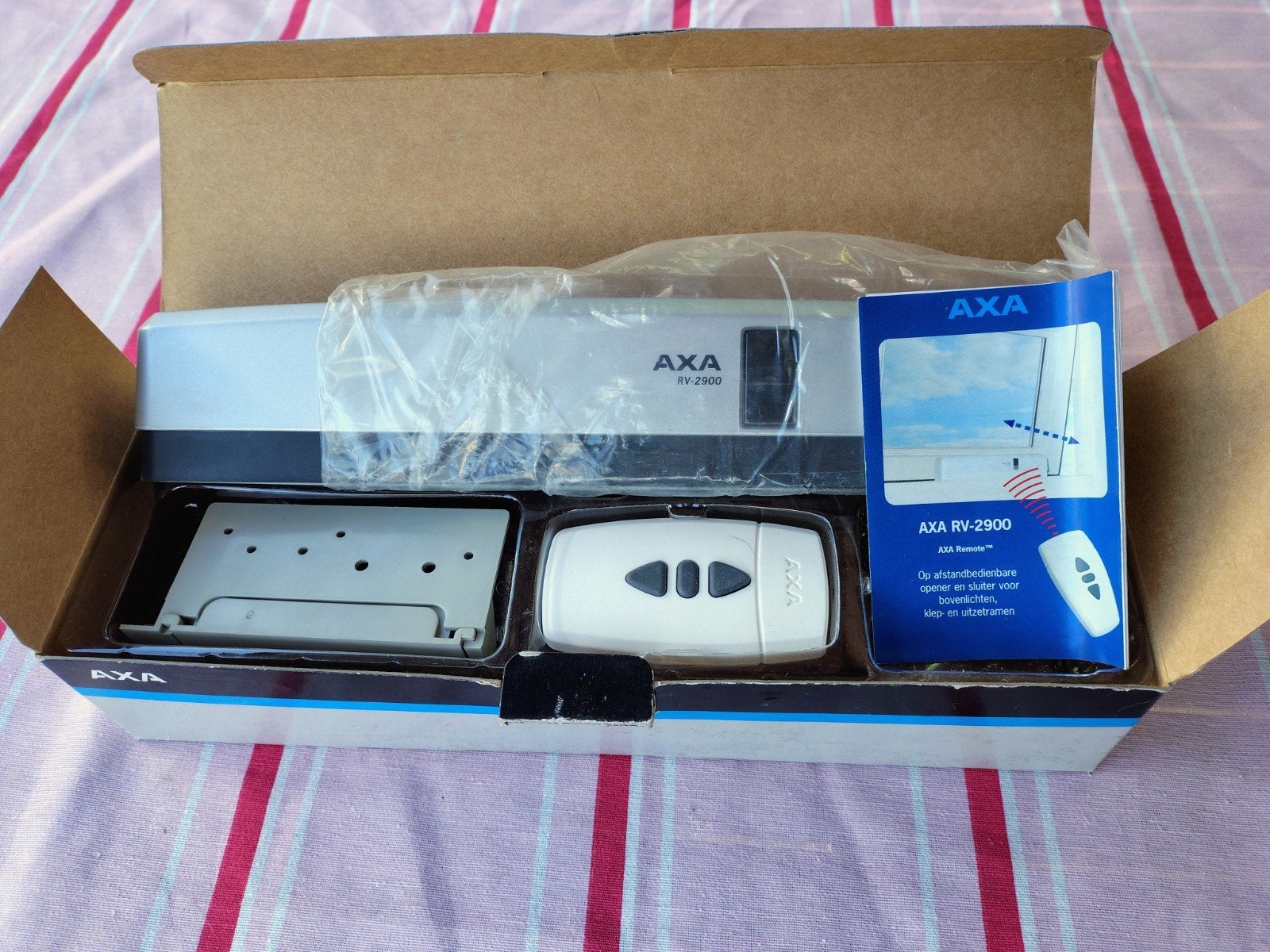 AXA RV-2900 Elektrische raambediening met afstandsbediening, Minder dan 100 cm, Nieuw, Ophalen of Verzenden, Minder dan 100 cm